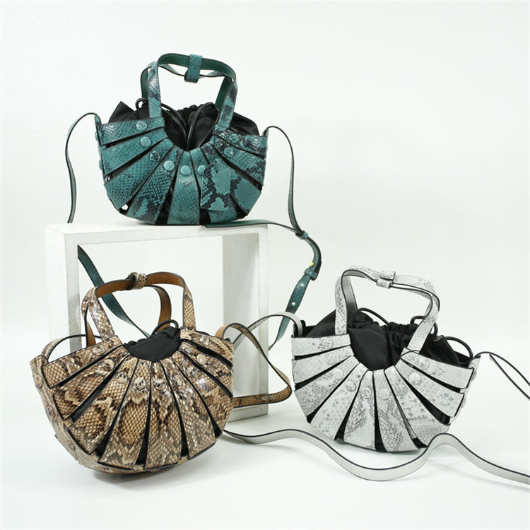 【样品清仓】头层牛皮时尚新潮单肩斜挎手拎菜篮子子母包女包