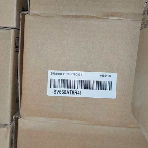 {议价}SV660AT8R4I全新汇川伺服驱动器，原装全新，需要