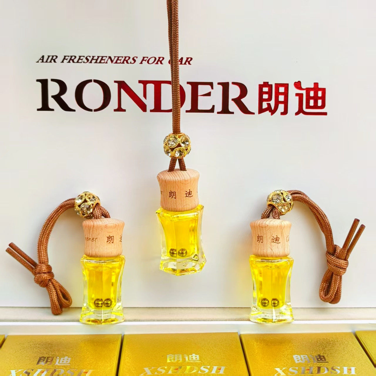 朗迪汽车香水车载精油挂饰吊饰车内饰品挂件香氛吊坠悬挂式香薰