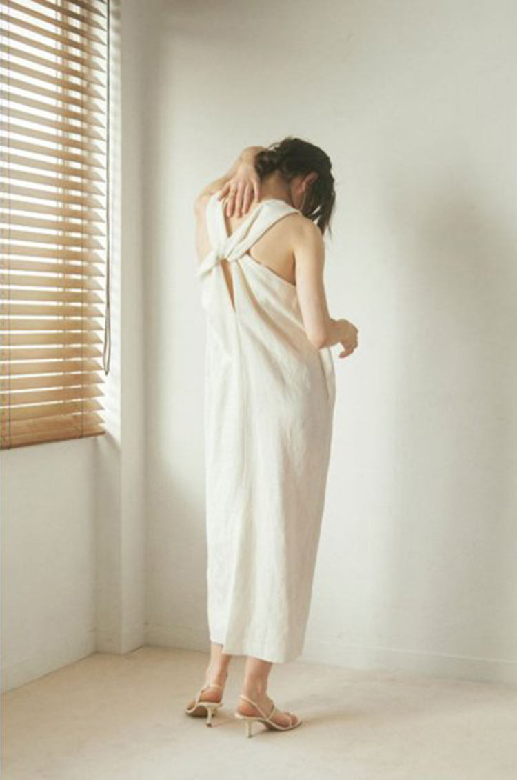 日本设计师Junna复古洋气etre露背扭结棉麻连衣裙背心裙长裙礼服