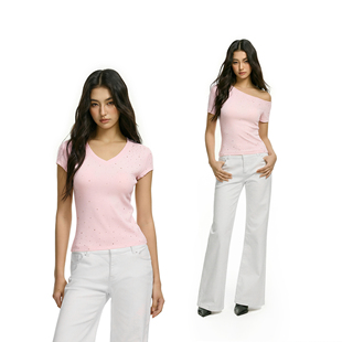 夏季 FDR官方店 t恤女2026新款 短袖 v领斜肩上衣粉色 满天星修身