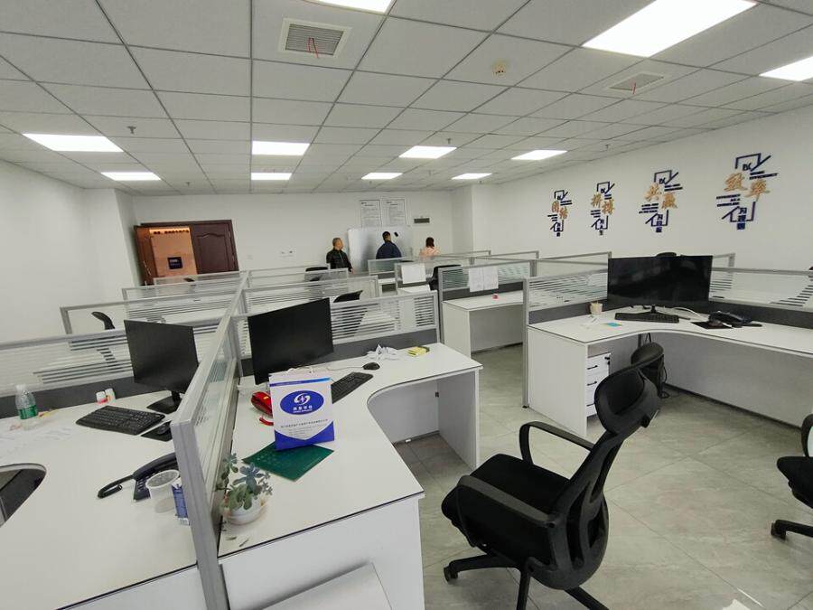 5月2日泸州某公司办公设备、机器设备。网络拍卖公告