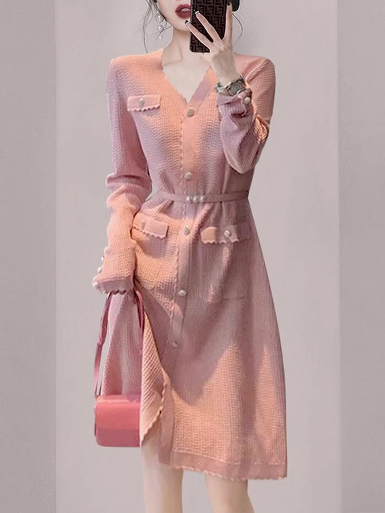 小香风粉色针织连衣裙秋装女款2023年新高级感小个子时尚毛衣裙子
