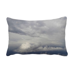 乌云阴天风天气辽阔抱枕靠枕腰枕沙发靠垫双面含芯礼物安全午睡