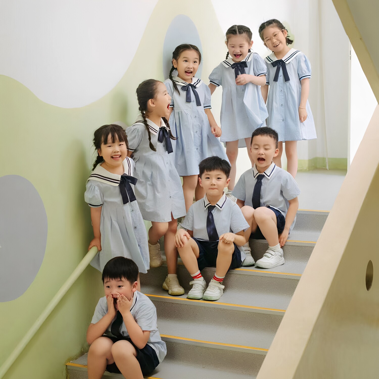 幼儿园园服夏装儿童毕业照班服小学生校服套装英伦六一演出合唱服