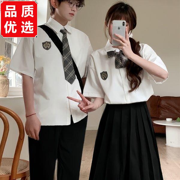 日系初中学生合唱演出班图片
