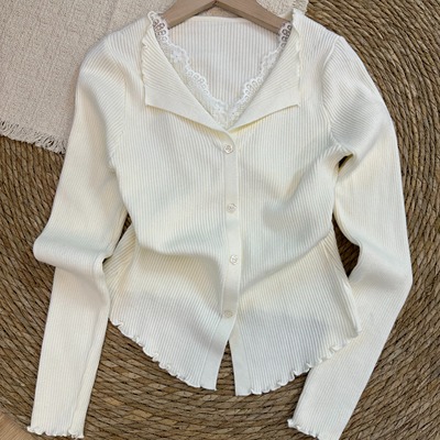 法式蕾丝V领拼接木耳边长袖针织