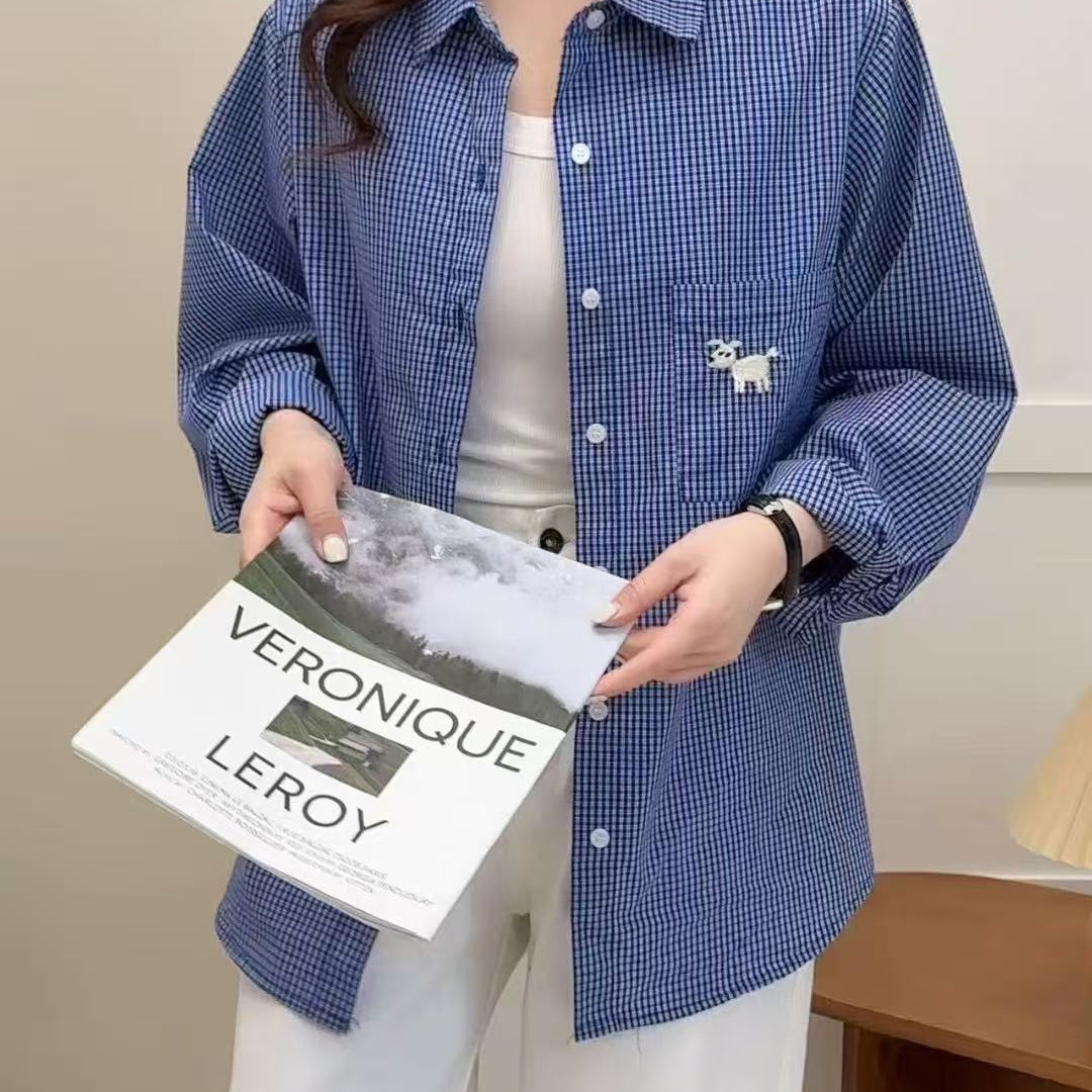 25年秋款衬衫长袖女宽松休闲刺绣蓝格衬衣学院风上衣新款衬衫时尚