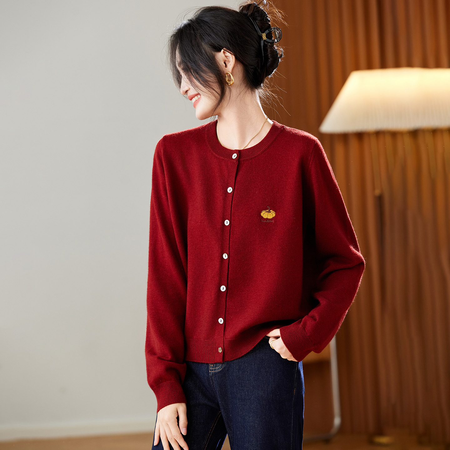 棉茧 南瓜刺绣设计感针织开衫女2025秋冬新款懒风圆领减龄外套