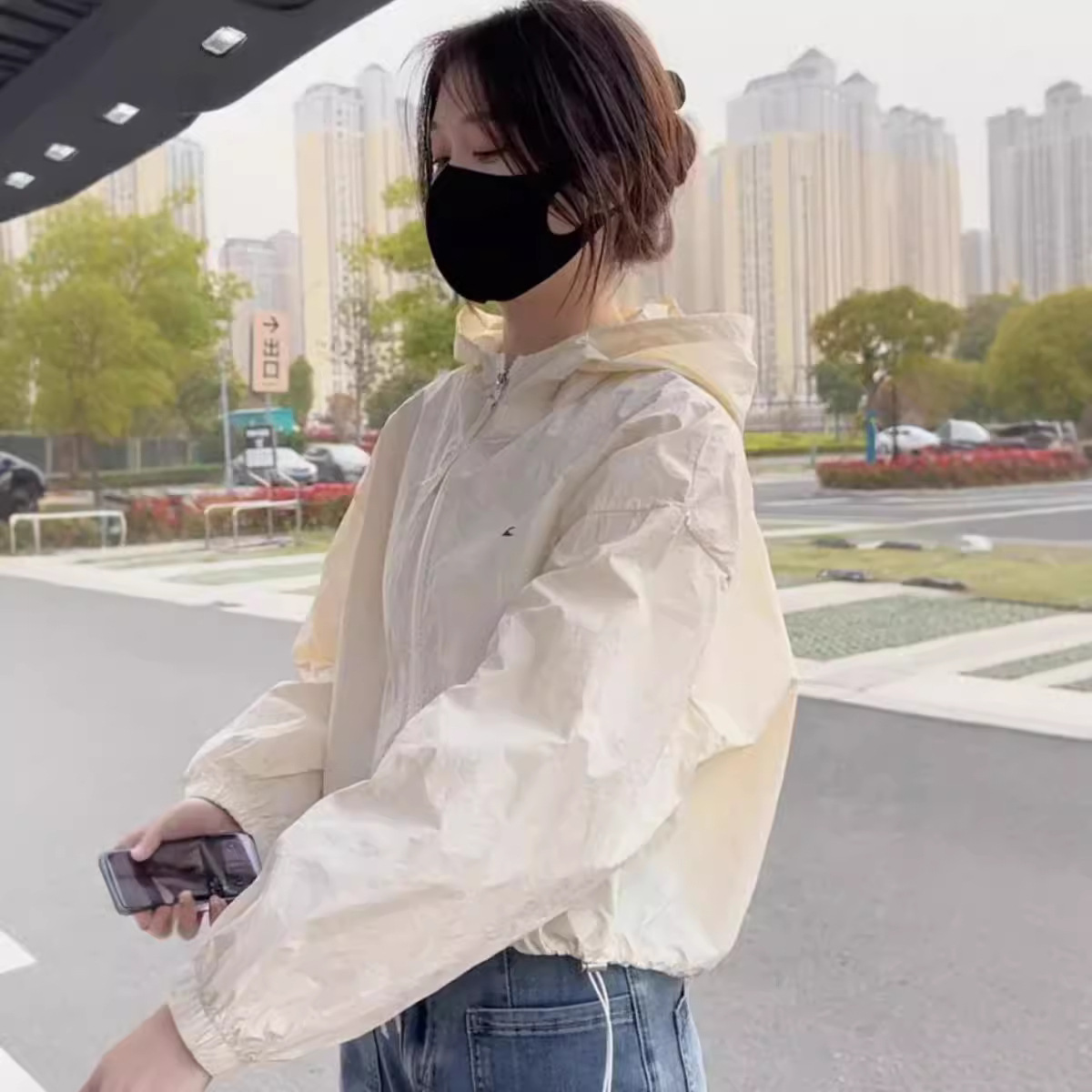 防晒衣女夏季薄款外套2024年新款短款小个子宽松百搭连帽防晒上衣