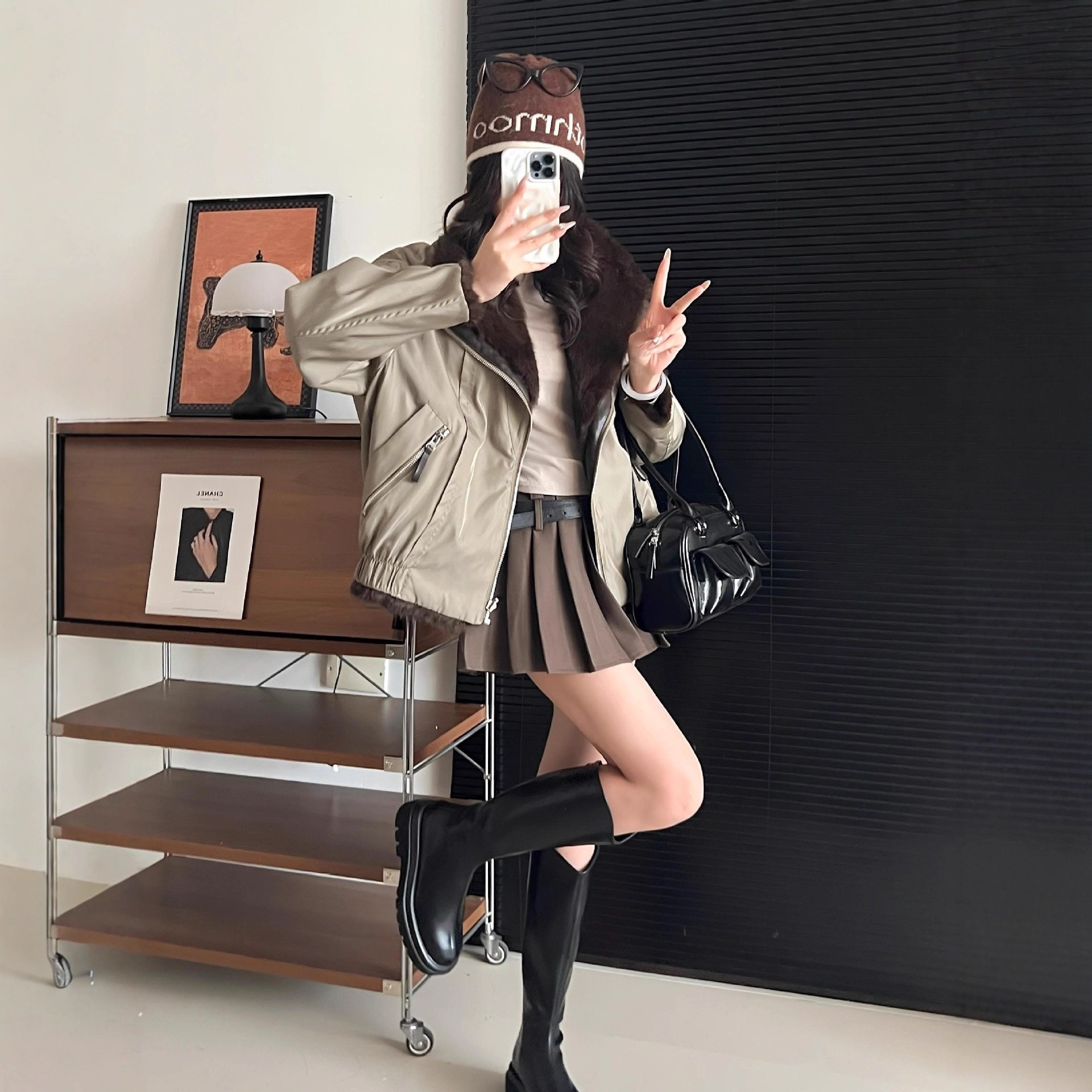 新爆款双面穿獭兔皮毛一体翻领保暖皮草派克短宽松外套女休闲时尚