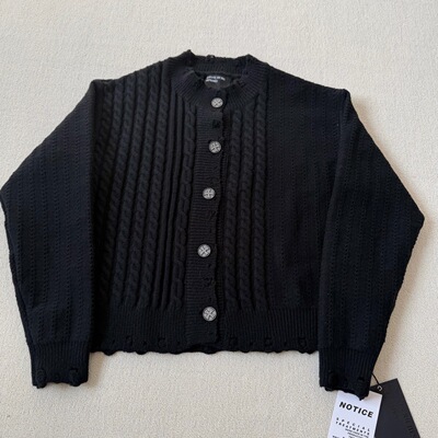 erd忧郁的富二代纽扣毛衣针织衫