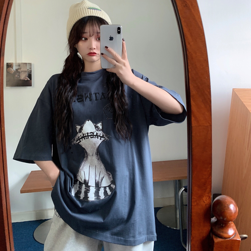 Real shot of Harajuku relaxed mid length half sleeve shirt