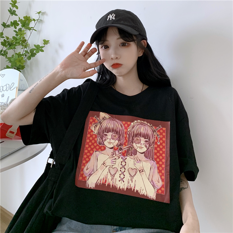 Two dimensional relaxed and versatile Japanese cartoon printed T-shirt