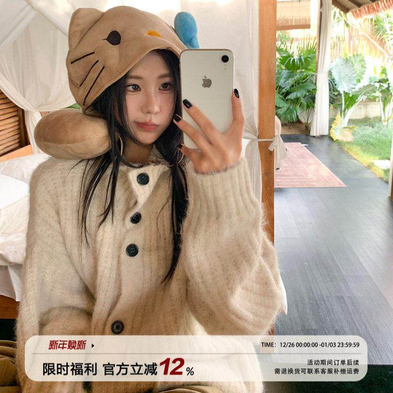 饭饭又饿了慵懒氛围感高领毛衣外套女秋冬休闲简约软糯百搭开衫,女装/女士精品,毛针织衫,淘宝优惠券,粉丝福利购,淘宝优惠卷