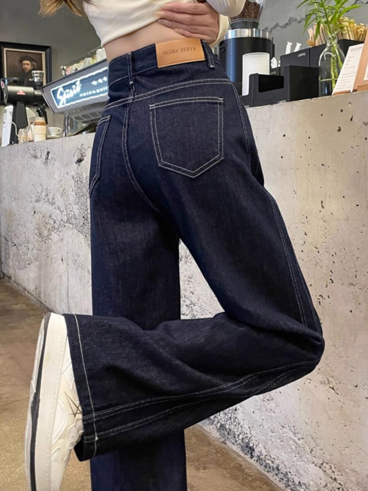 데님 블루 스트레이트 청바지 여성 봄 가을 2024 새로운 작은 하이 웨이스트 느슨한 복고풍 좁은 버전 넓은 다리 바지