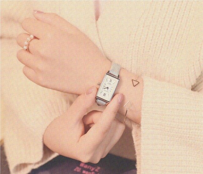 手表女韩版简约复古潮流牛仔风淑女气质长方形细带显瘦女学生便宜|ruв категории часы, часы - от Buy2taobao.com для оказания профессиональной услуги покупки агента Taobao
