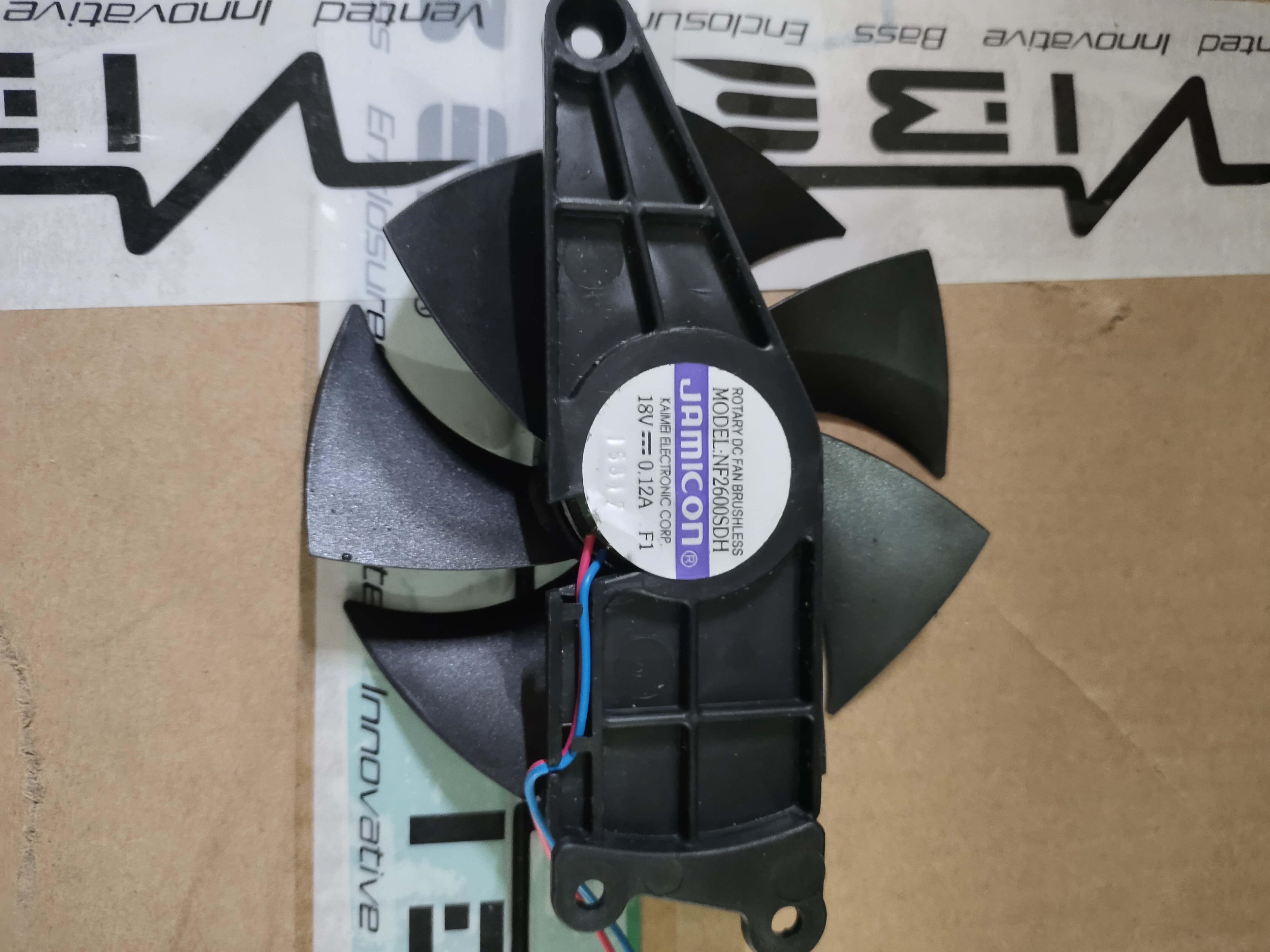 原装JAMICON NF2600SDH凯美 18v0.12a 散热风扇