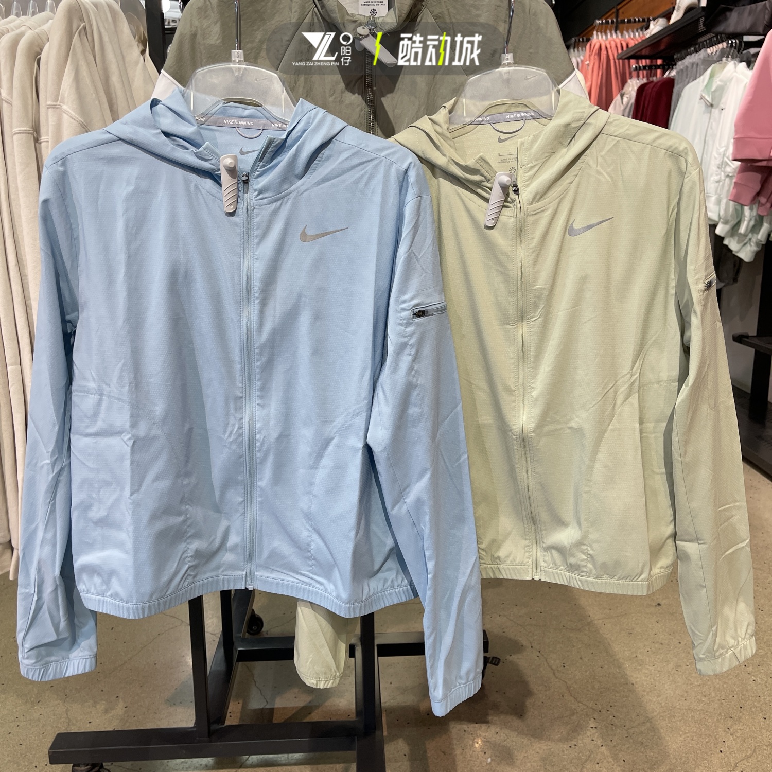 专柜正品耐克女子简约运动夹克