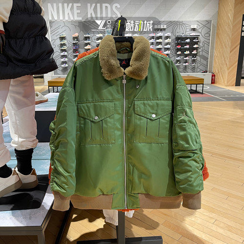 JORDAN女运动宽松休闲毛领棉服