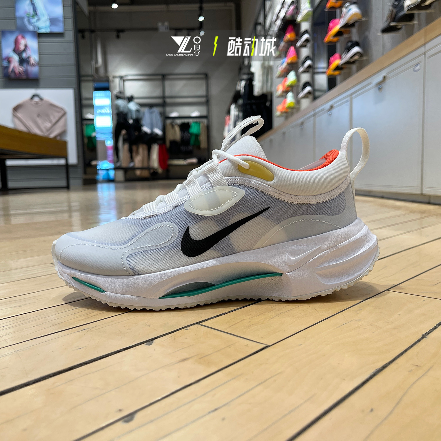 耐克女子宽松透气运动休闲跑步鞋