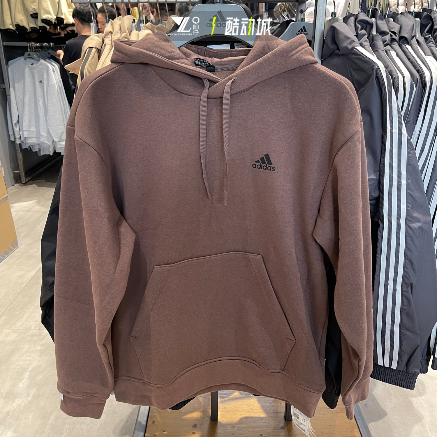 阿迪达斯男女加绒运动套头衫