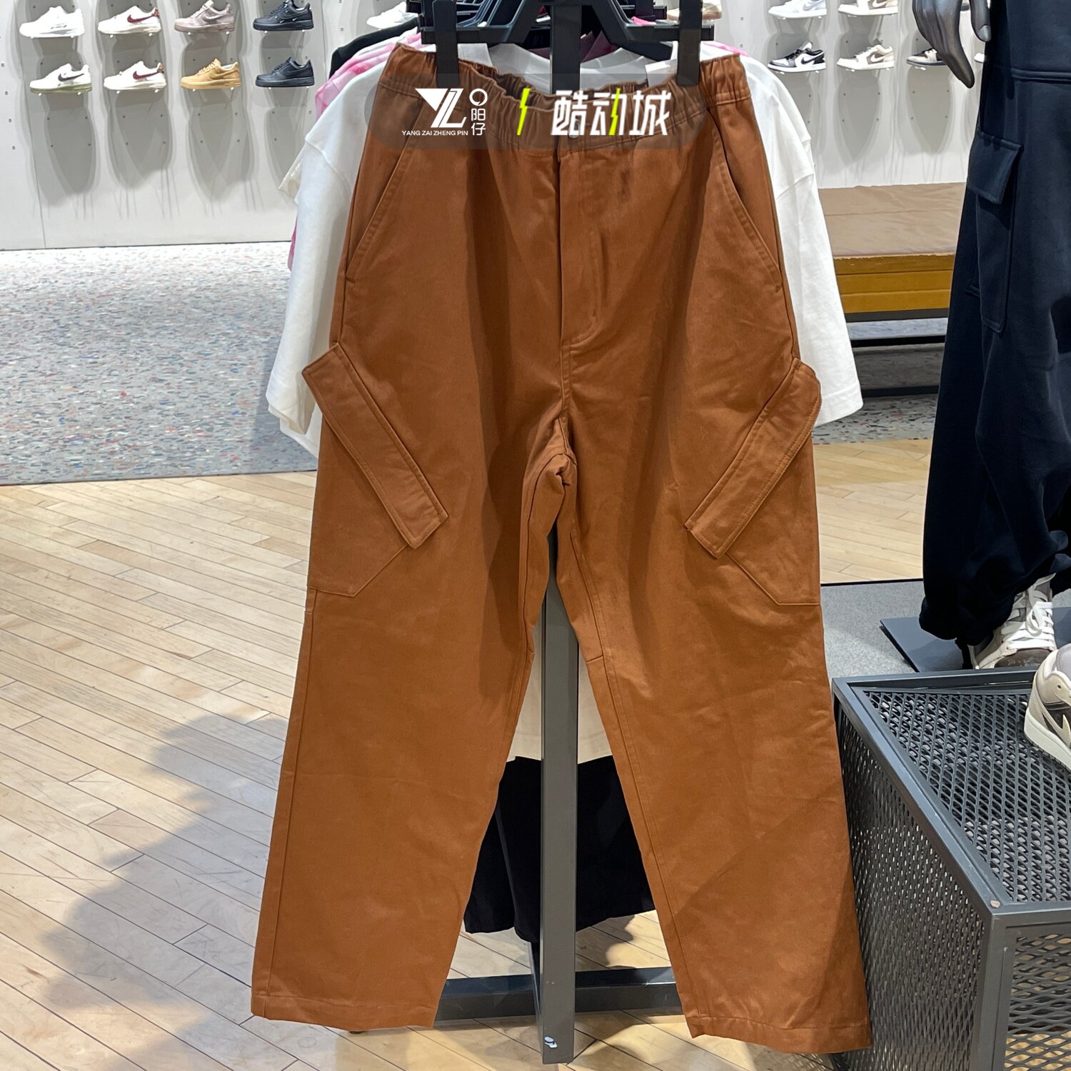 正品JORDAN男子工装裤机能风刺绣logo直筒阔腿长裤 FB7306-281 - 实物图
