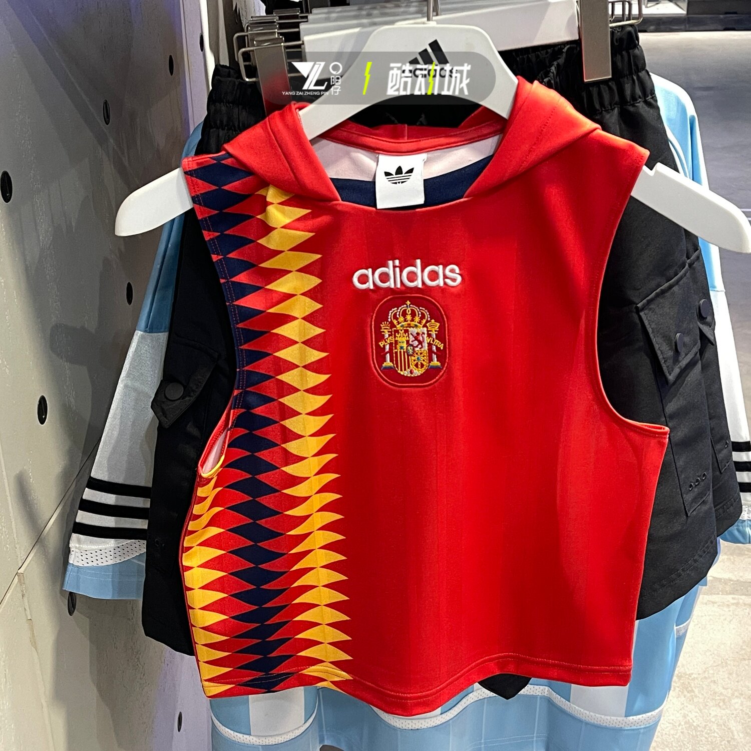 正品adidas阿迪达斯西班牙队足球文化球衣无袖T恤连帽背心KE2290