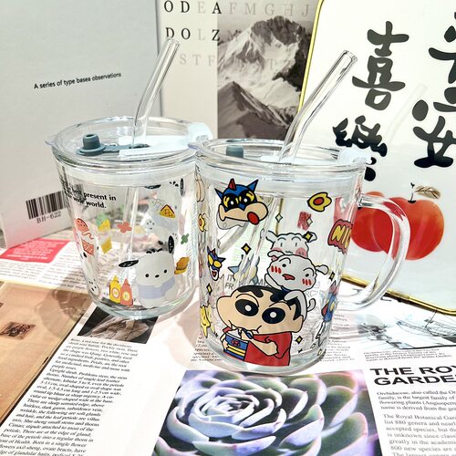 小新带刻度玻璃吸管杯可爱女生