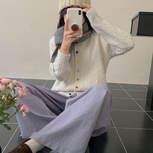 小四粉丝专享A012扭花圆领彩扣拉绒开衫