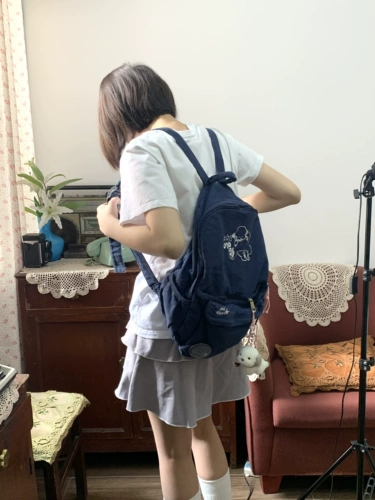 Вместительный и большой милый оригинальный дизайнерский рюкзак, с вышивкой