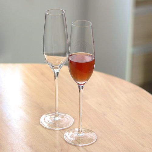 「小葡兰西」高挑高颜值 香槟起泡酒杯