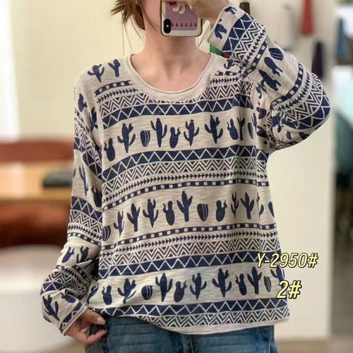 初秋毛衣女薄设计感文艺复古个性大码宽松休闲减龄百搭上衣民族风