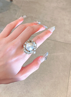 新款圆形珍珠花朵复古精致轻奢小众高级感食指戒个性百搭时尚手饰