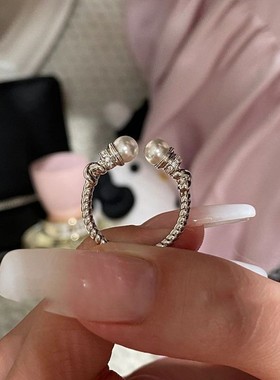 新款锆石麻花珍珠开口戒指轻奢时尚百搭高级感个性小众精致手饰女