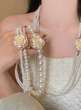 新款珍珠串珠镶钻花朵项链法式复古优雅气质锁骨链轻奢高级感项饰