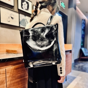 欧美时尚真皮女士公文包2026年新款头层牛皮双肩包女士背包电脑包