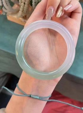 高冰种半山半水油青色渐变玉髓胖圆条手镯女款多肉青提玛瑙镯子