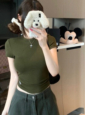 军绿色纯欲修身紧圆领正肩显瘦t恤女夏季辣妹巨显身材气质上衣