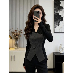 大码胖mm辣妹别致不对称v领长袖T恤女装2026新款修身显瘦撞色上衣