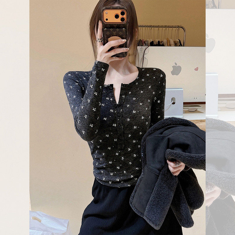 大码胖MM韩系碎花半开领正肩长袖t恤女秋冬季紧身修身打底衫上衣,女装/女士精品,大码内搭,淘宝优惠券,粉丝福利购,淘宝优惠卷