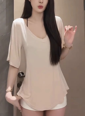 大码女装韩系慵懒简约百搭V领T恤夏季胖MM休闲收腰显瘦短袖上衣潮