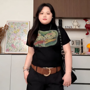 修身 大码 新款 t恤女夏季 遮肉显瘦别致上衣 胖妹妹辣妹印花正肩短袖