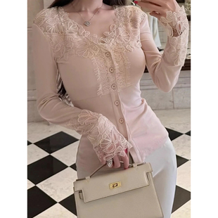 冬季 大码 针织衫 粉色v领蕾丝拼接长袖 显瘦内搭打底小上衣 胖MM女装