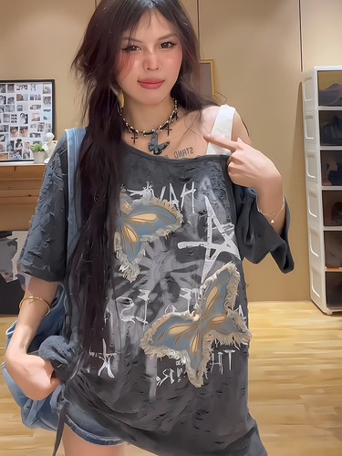 设计感一字斜肩短袖t恤女夏季