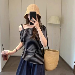 胖MM时尚 大码 新款 T恤女夏季 气质条纹上衣 复古设计感露肩休闲短袖