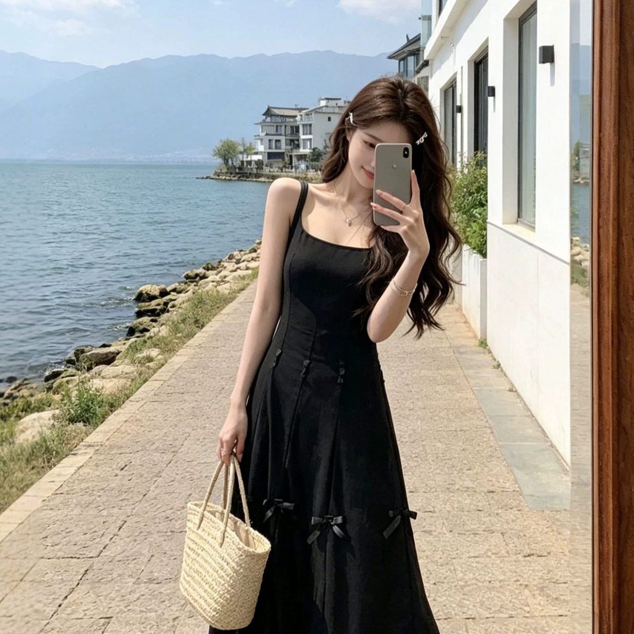 法式蓝吊带裙蝴蝶结温柔风