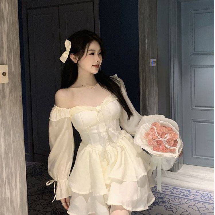 法式复古甜美长袖连衣裙2025秋季新款设计感高腰显瘦蓬蓬礼服裙子