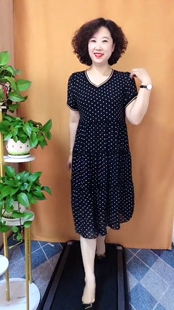 夏季妈妈款黑色雪纺连衣裙短袖v领圆点商场同款宽松显瘦减龄裙子
