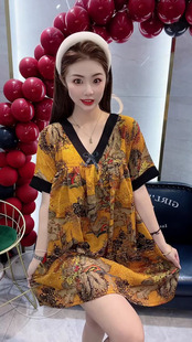 碎花大码 洋气舒适家居服裙子 短袖 睡裙春夏蝴蝶结V领宽松中长款